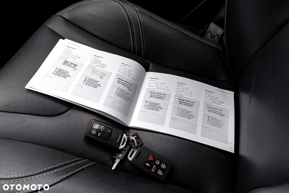 Volvo V60 D6 AWD Plug-in Hybrid Summum - 38