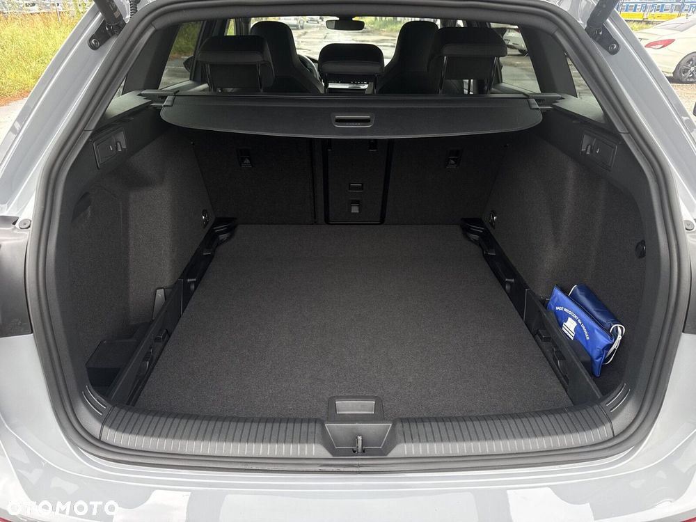 Volkswagen Golf - 35