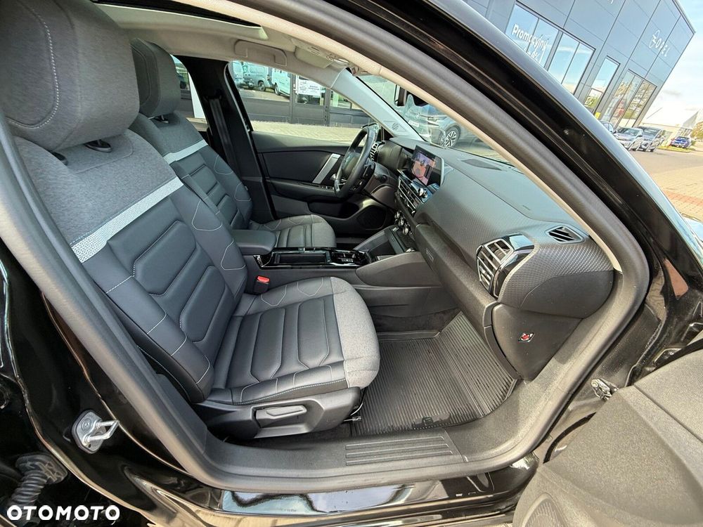 Citroën C4 1.2 PureTech Max S&S EAT8 - 24