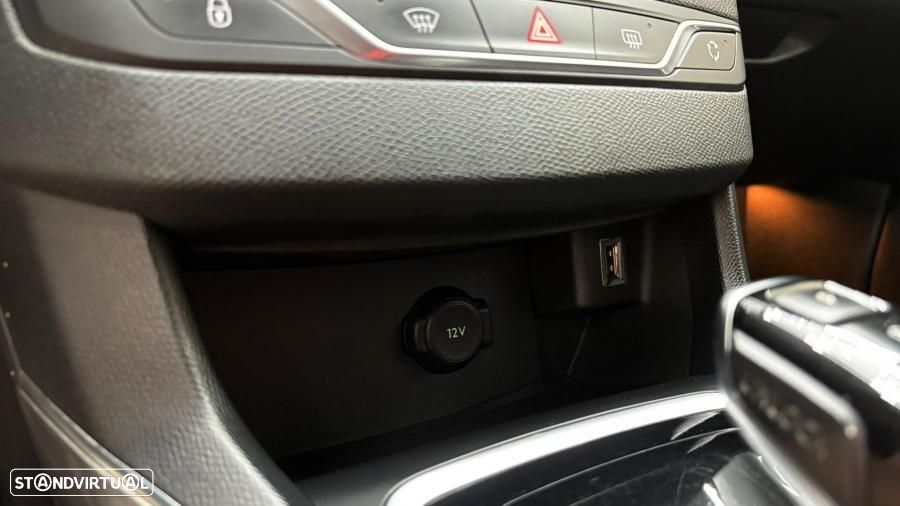 Peugeot 308 1.5 BlueHDi Allure Pack EAT8 - 17