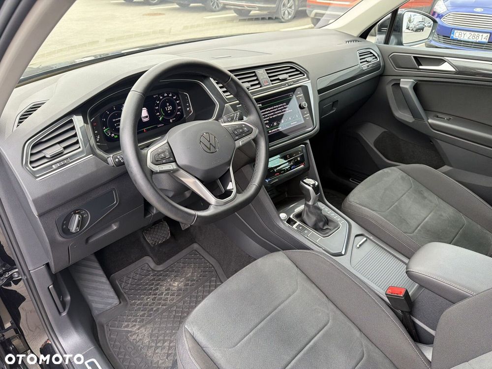 Volkswagen Tiguan - 9