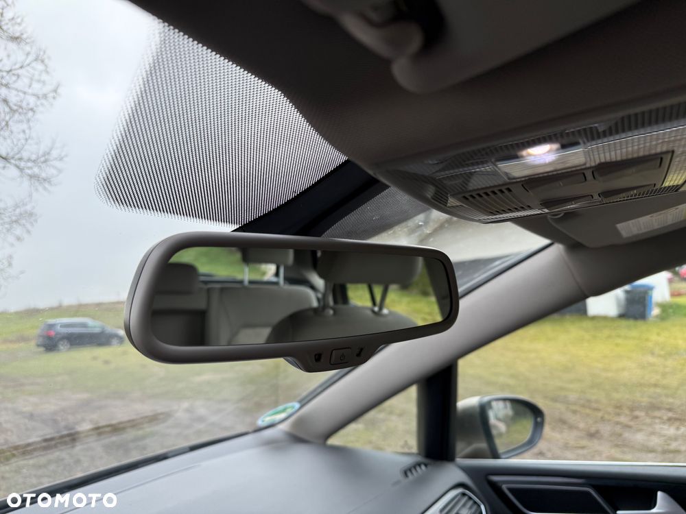 Volkswagen Golf 1.4 TSI BlueMotion Technology DSG Allstar - 32