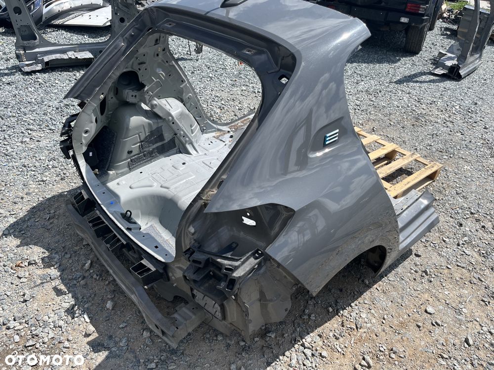 Dupa z dachem ćwiartka błotnik wanna pas tylny Peugeot 208 II ELEKTRYK - 1