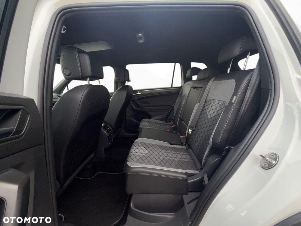 Volkswagen Tiguan Allspace 2.0 TSI 4Mot R-Line DSG - 23