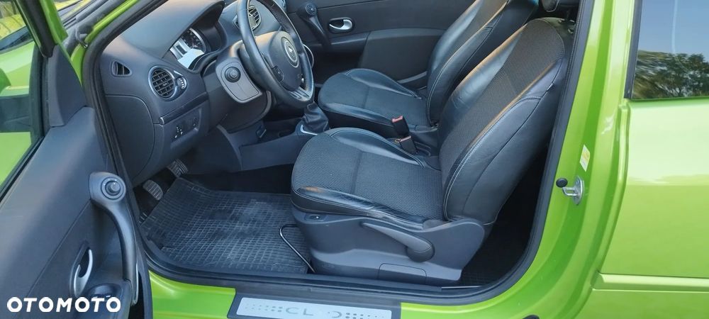 Renault Clio 1.2 TCE Expression - 23