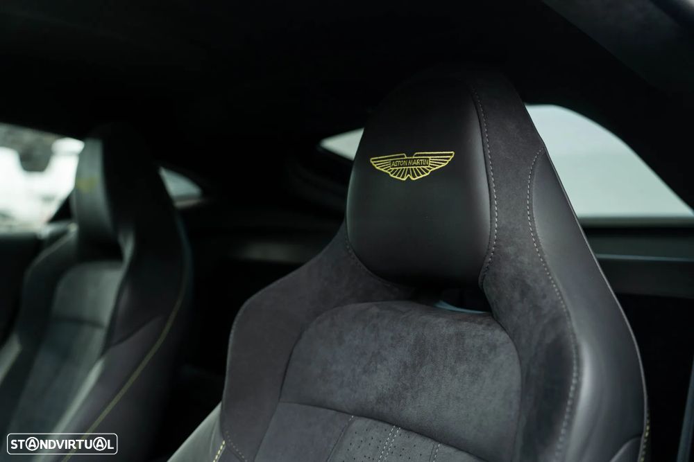 Aston Martin Vantage Coupe V8 - 10