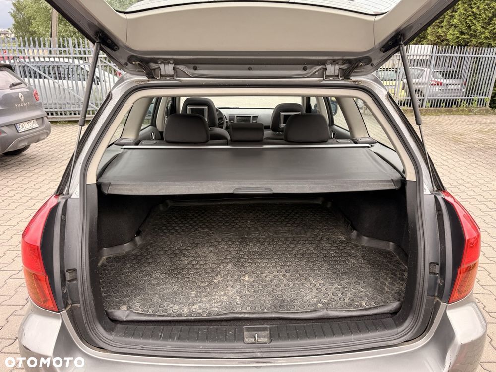 Subaru Outback - 8