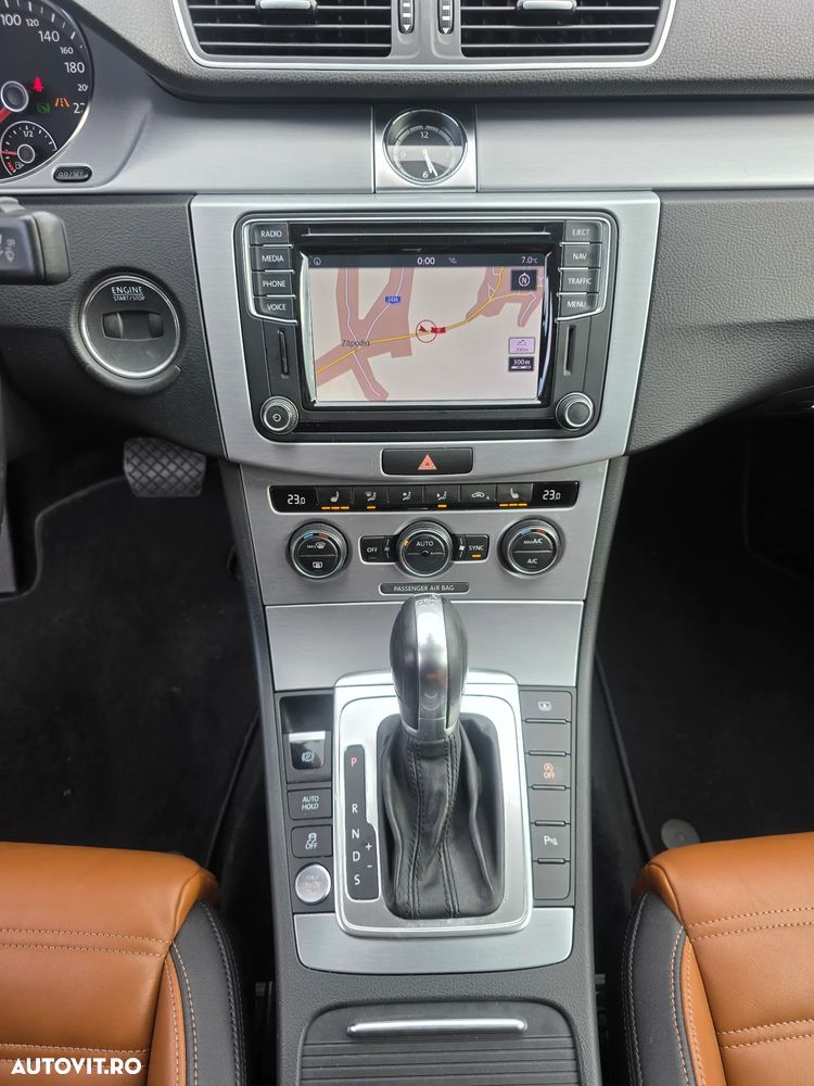 Volkswagen Passat CC - 10