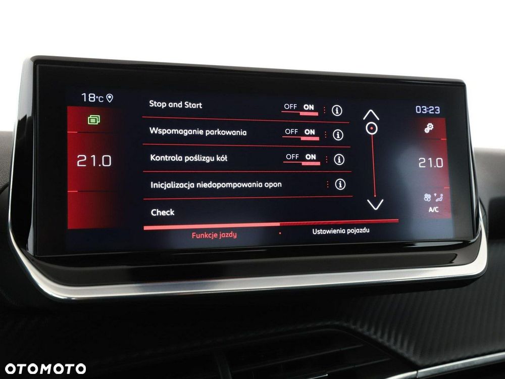 Peugeot 208 PureTech 100 Allure - 28
