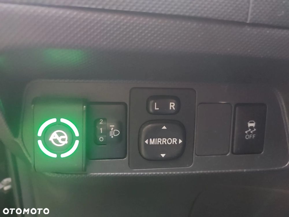 Toyota Auris 1.6 VVT-i Premium - 18