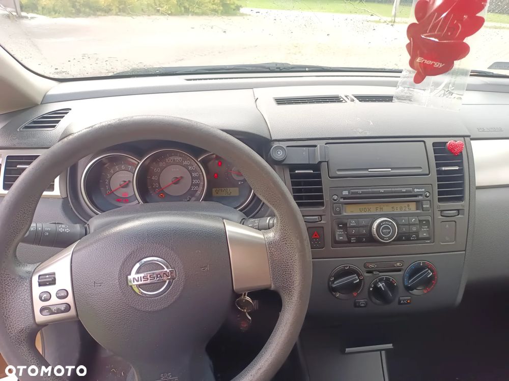 Nissan Tiida 1.6 Tekna - 22