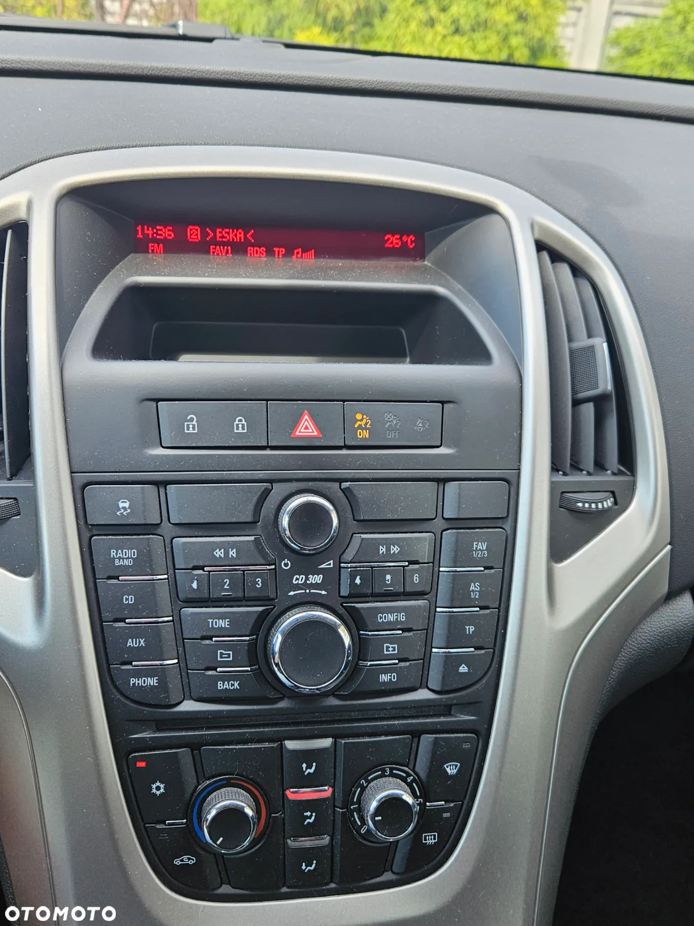 Opel Astra IV 1.4 T Cosmo S&S - 11