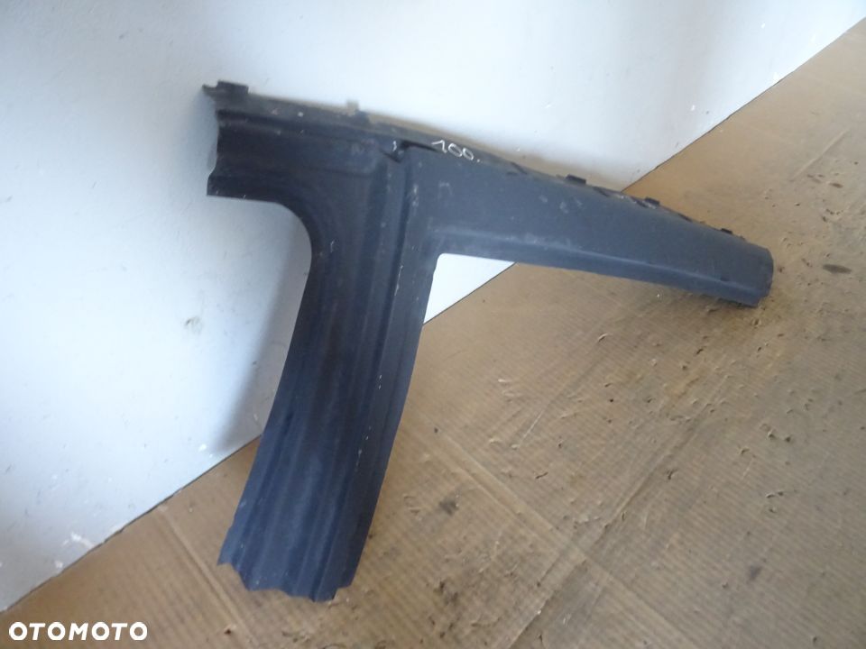 ĆWIARTKA POSZYCIE SŁUPKA LEWY TYŁ VW GOLF V 3D NR100 - 2
