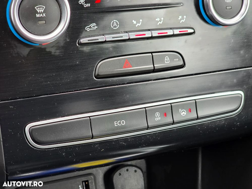 Renault Megane ENERGY dCi 110 LIMITED - 23