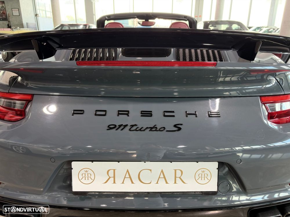 Porsche 911 (991) Turbo S Cabriolet - 22