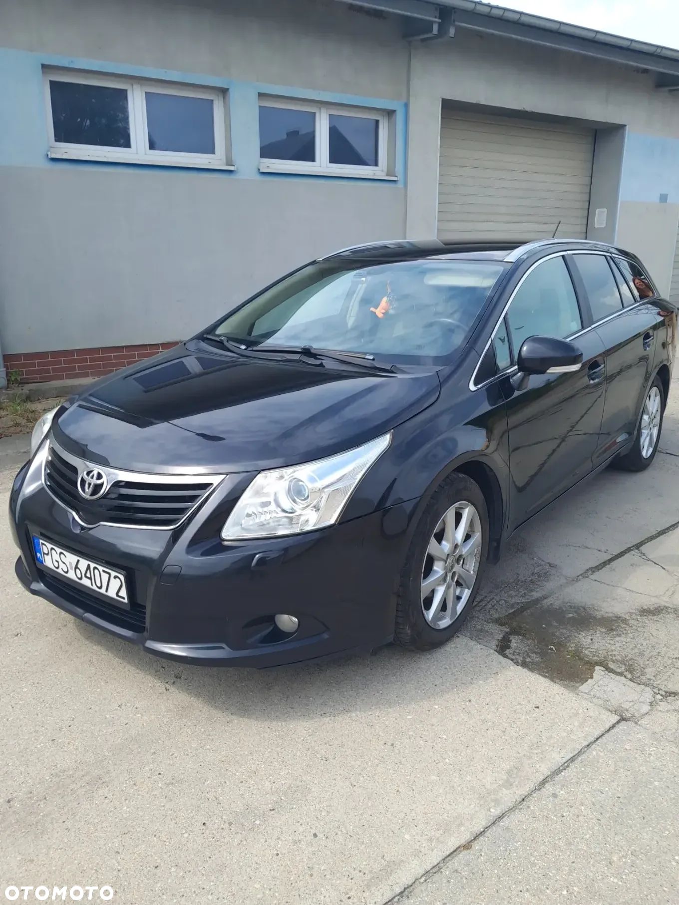 Toyota Avensis - 1