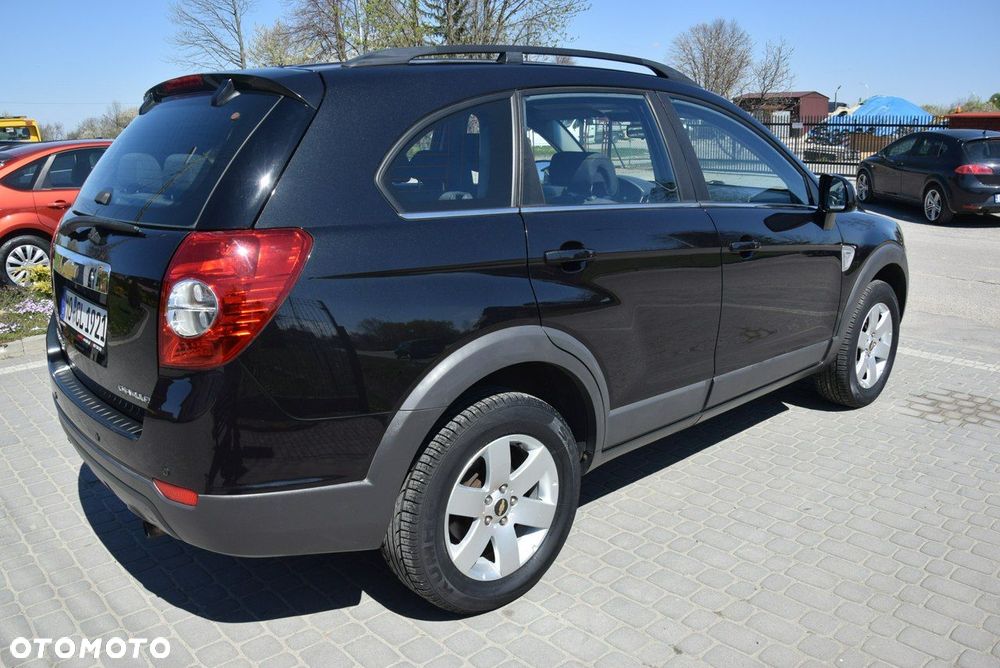 Chevrolet Captiva - 13