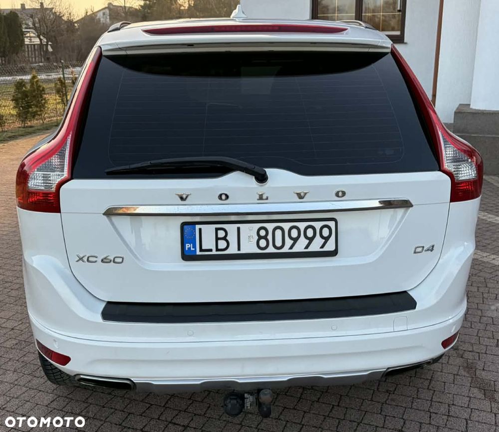 Volvo XC 60 D4 Geartronic Momentum - 8
