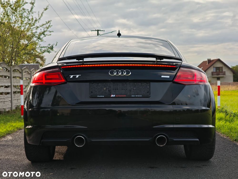 Audi TT Coupé - 17