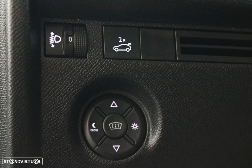 Citroën C4 X 1.2 PureTech Max EAT8 - 14