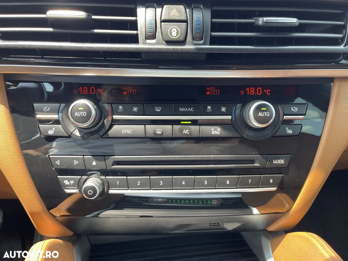 BMW X6 xDrive30d - 16