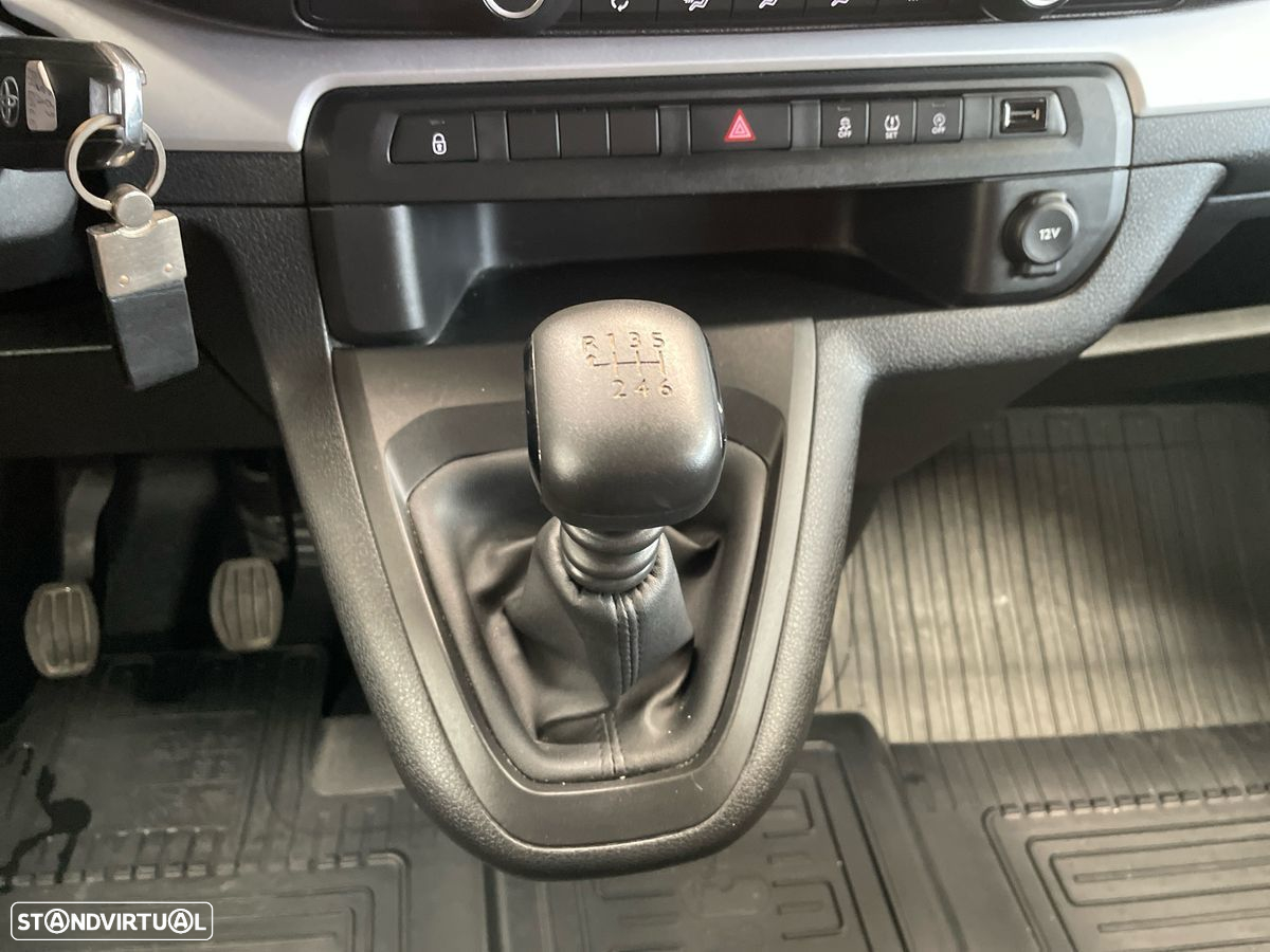 Toyota Proace Verso 1.5 D-4D L2 1.2T Comfort 9L - 21