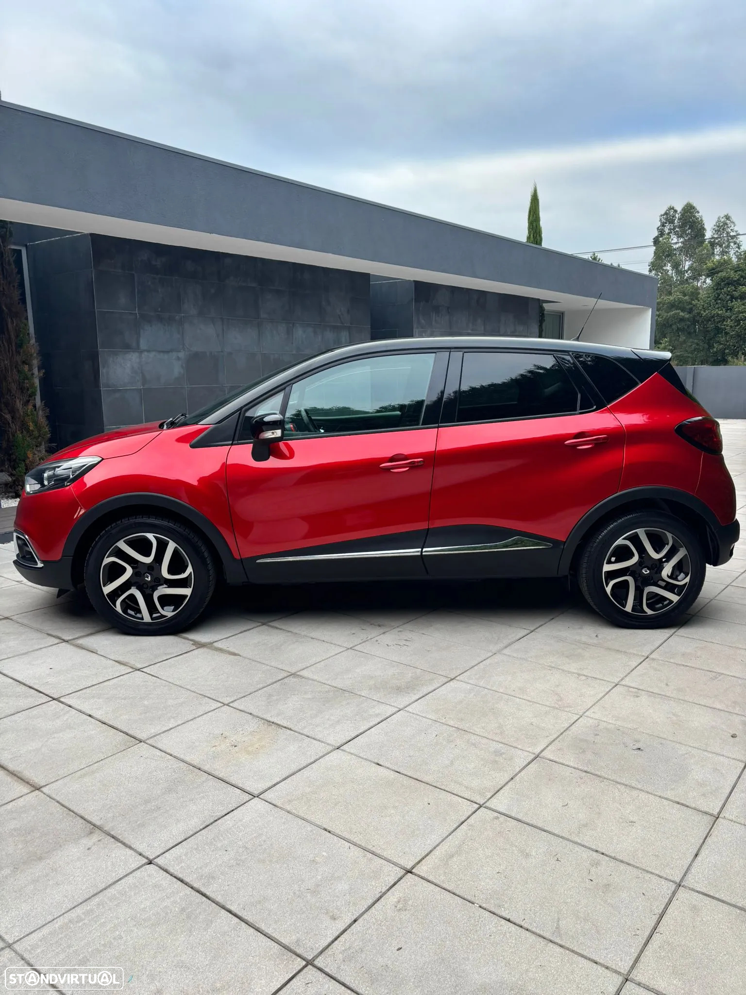 Renault Captur 0.9 TCE Helly Hansen - 4
