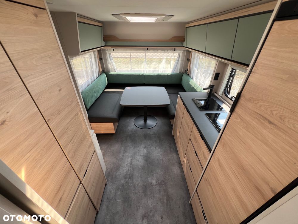 Dethleffs Camper 730FKR - 17
