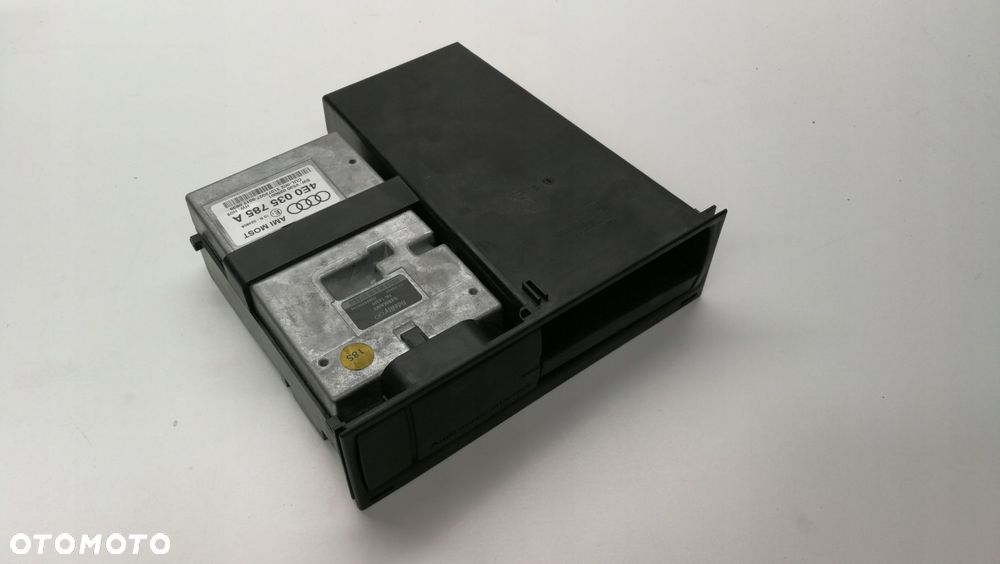 MODUŁ INTERFACE AUDIO AMI AUDI A4 B8 A5 4E0035785A - 1
