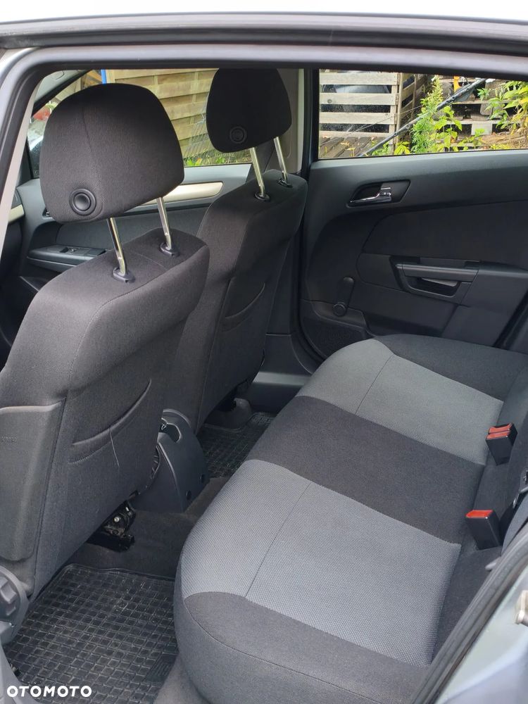 Opel Astra - 9