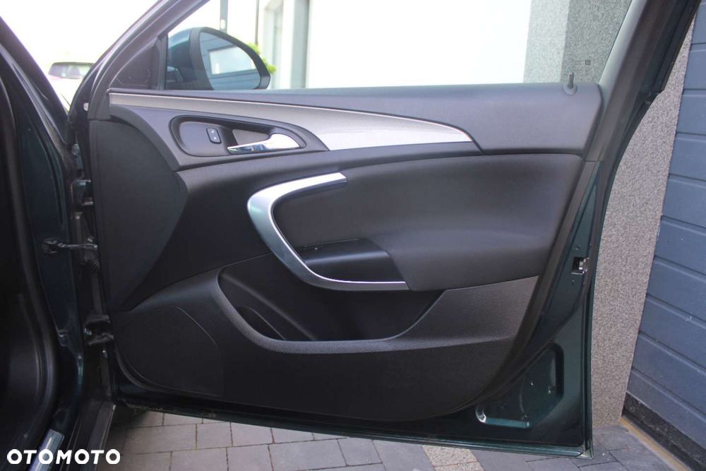Opel Insignia - 26