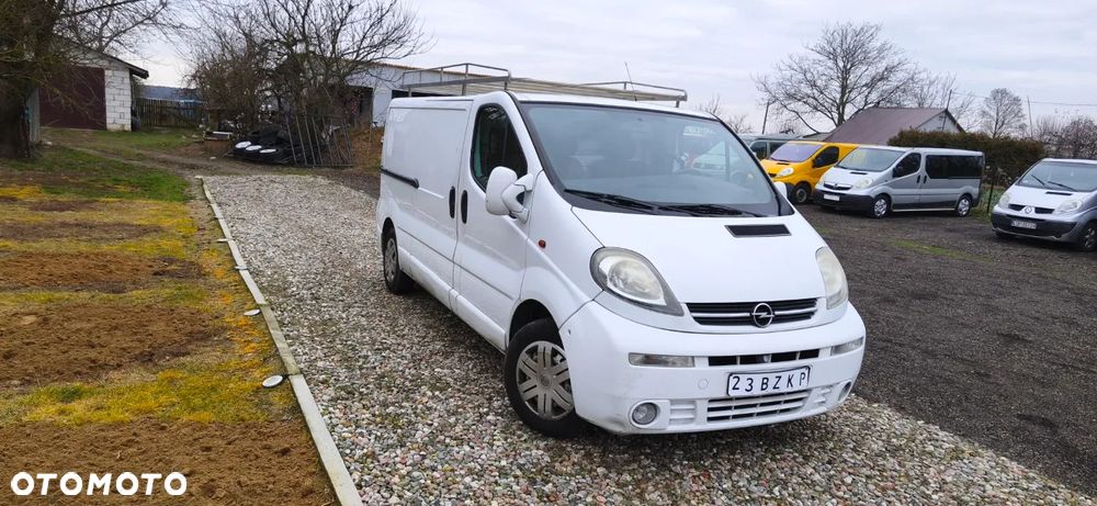 Opel VIVARO - 2