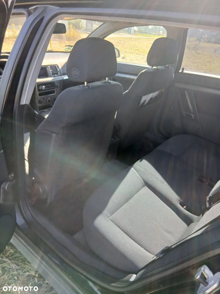 Opel Vectra - 8