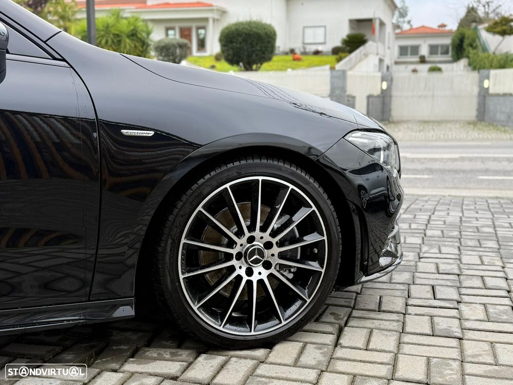 Mercedes-Benz CLA 220 d Shooting Brake AMG Line Aut. - 6