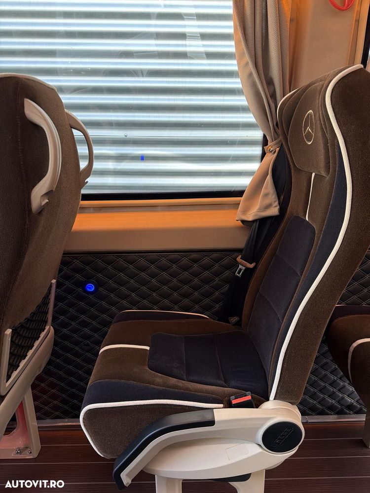 Mercedes-Benz Sprinter 517 CDI Microbuz 19+1+1 - CEM Bus - 15