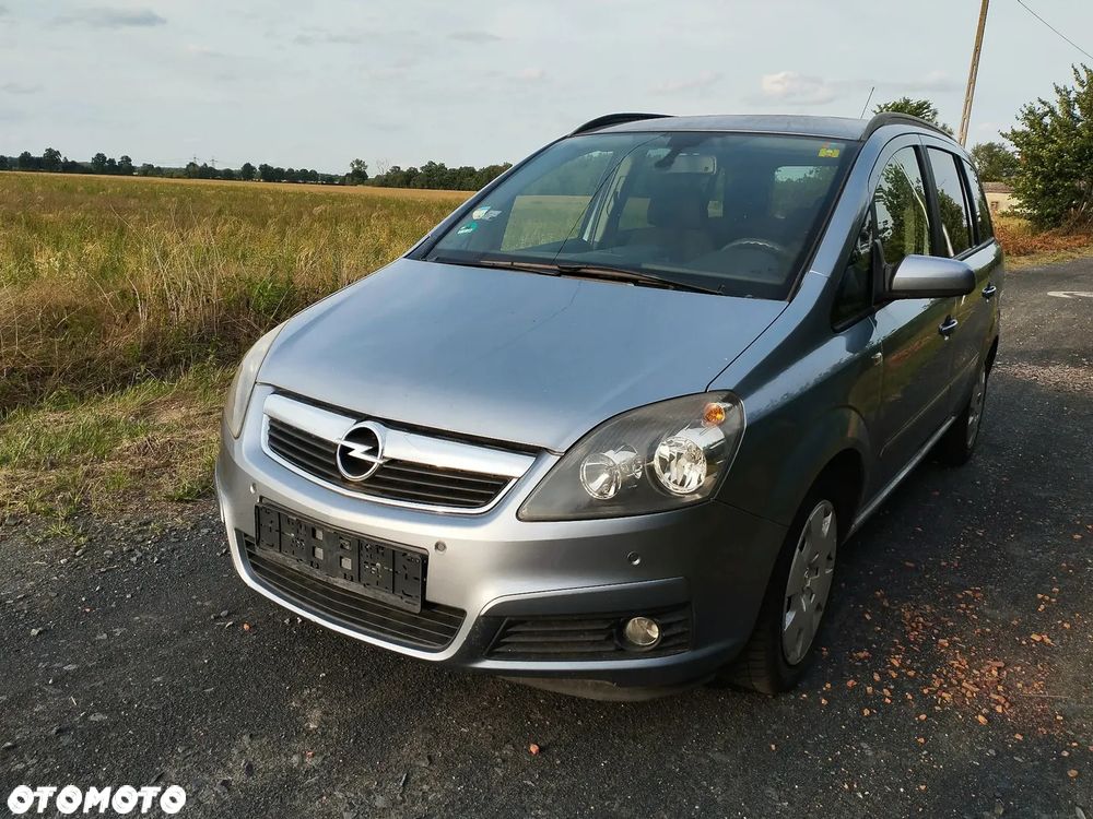 Opel Zafira - 11