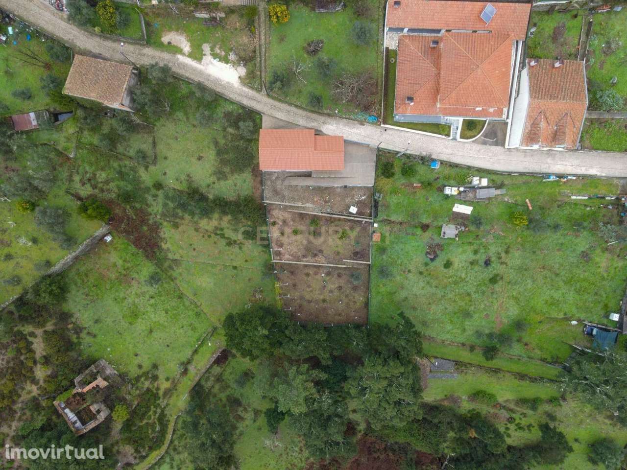 Casa para reconstrução em Roda Cimeira, Góis - Grande imagem: 5/28
