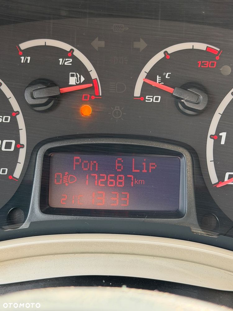 Ford KA - 8