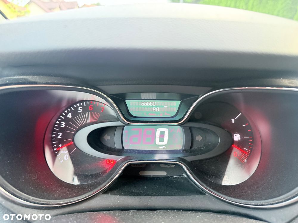 Renault Captur - 6