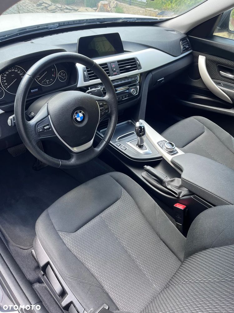 BMW Seria 3 318d Business Edition - 10
