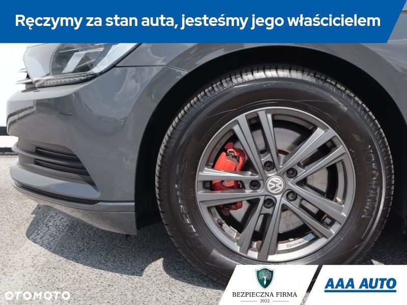 Volkswagen Passat Variant - 17