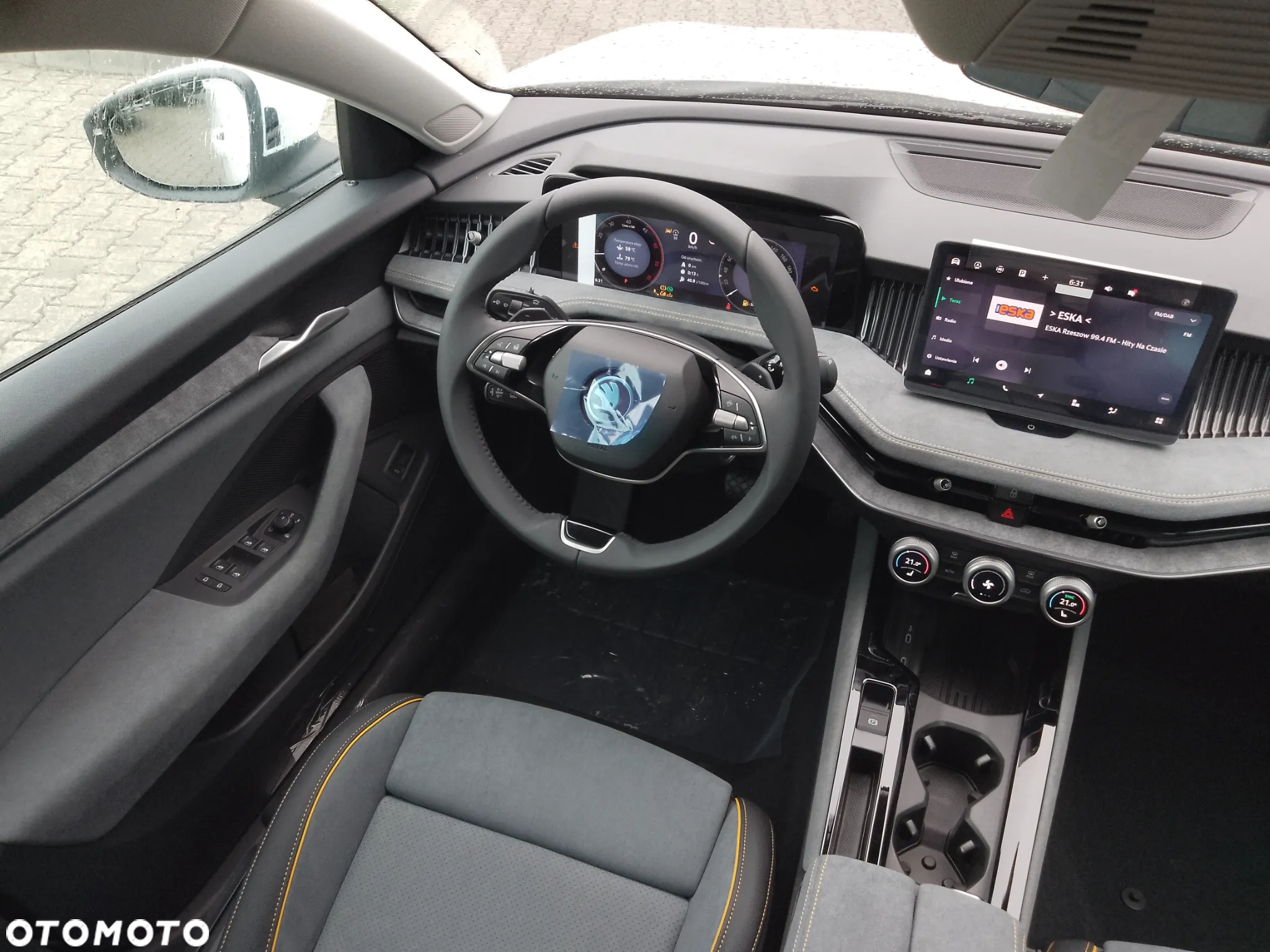 Skoda Superb 2.0 TDI SCR Selection DSG - 8