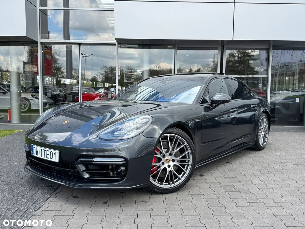 Porsche Panamera GTS - 1