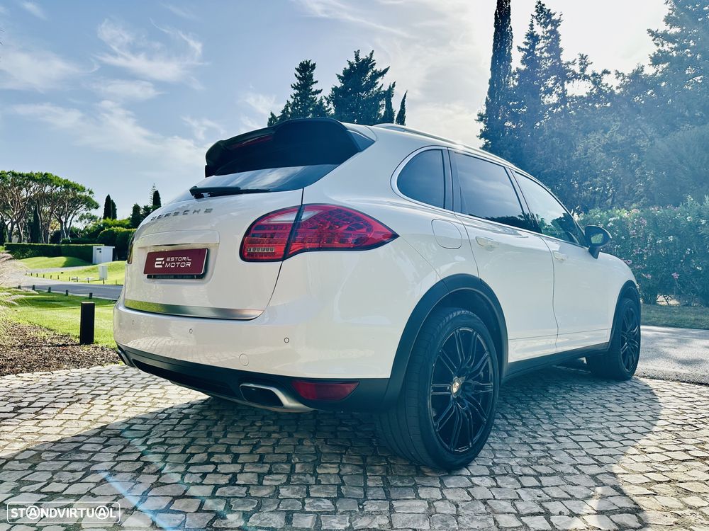 Porsche Cayenne S - 9
