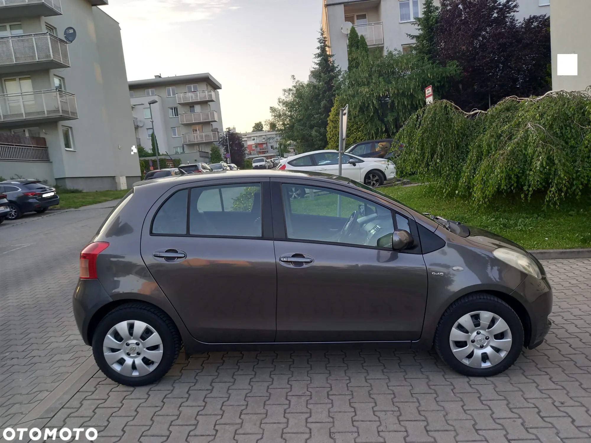 Toyota Yaris 1.4 D-4D - 8