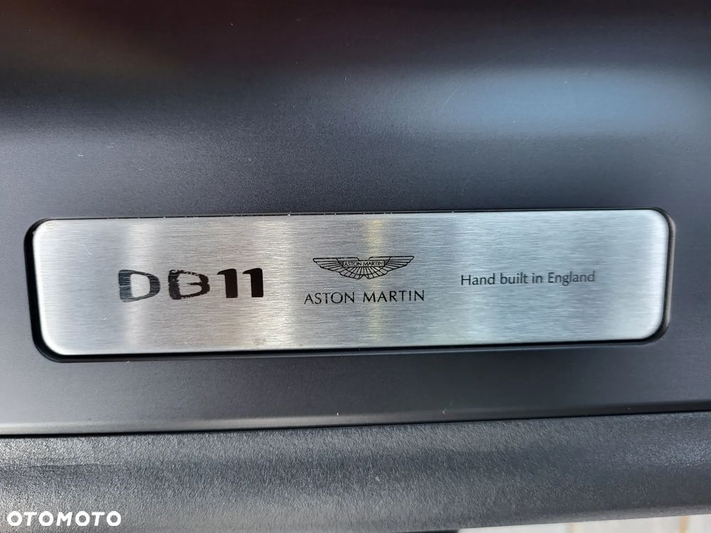Aston Martin DB11 Launch Edition - 33