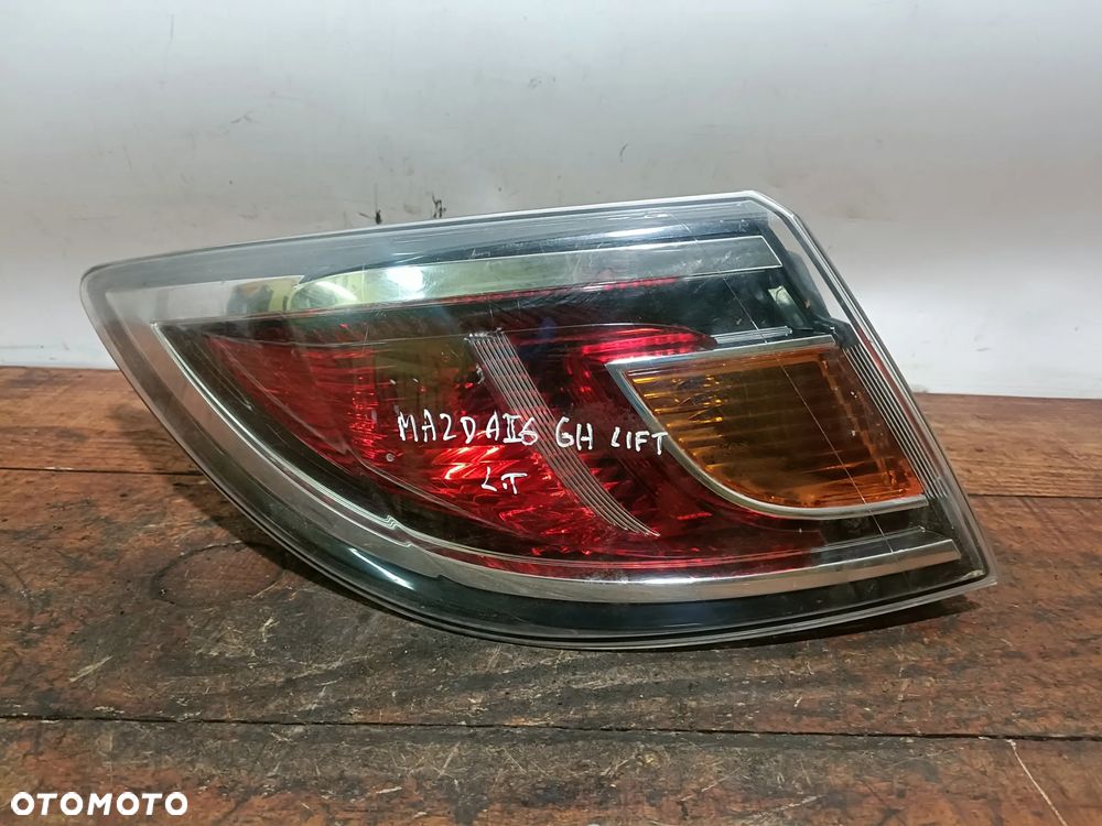 MAZDA 6 II GH 10-13 2011 r. LIFT SEDAN LAMPA LEWY TYŁ W BŁOTNIK EU - 3