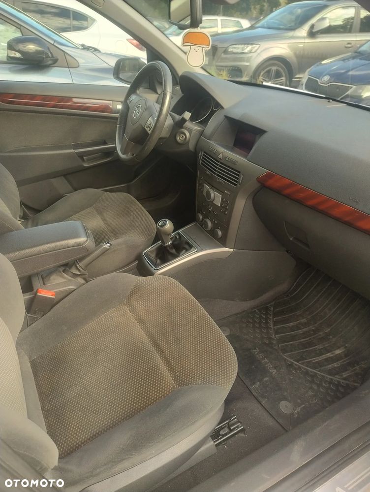 Opel Astra 1.6 Enjoy - 9