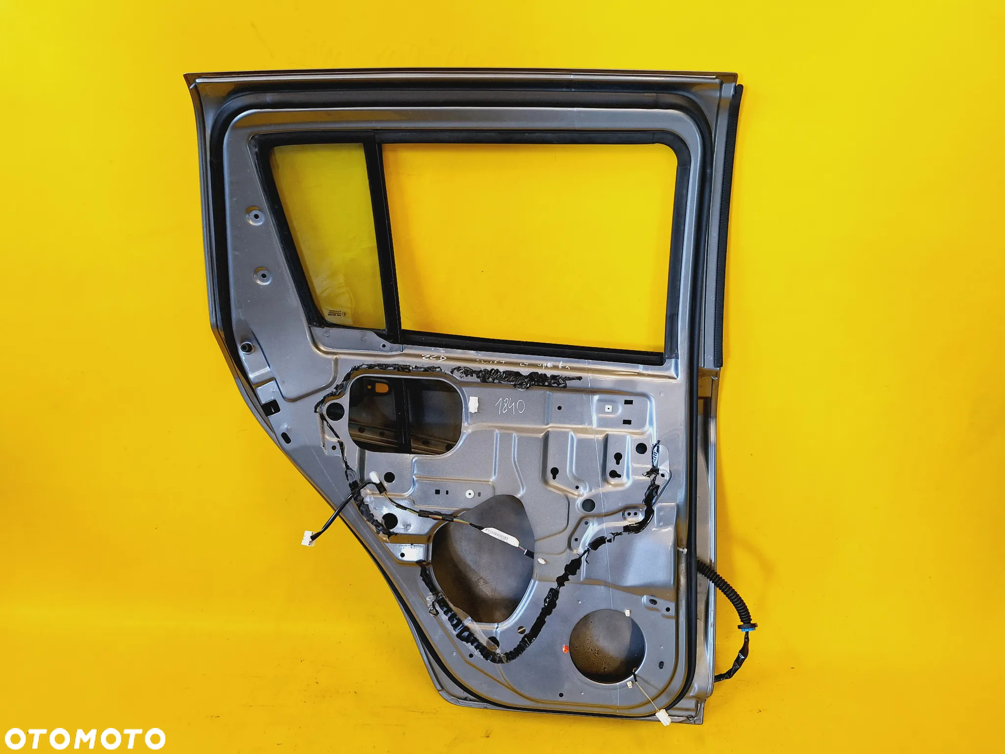 DRZWI LEWY TYŁ LEWE TYLNE SUZUKI SWIFT MK6 IV HB 5D LAK: ZDC NR1840 - 9
