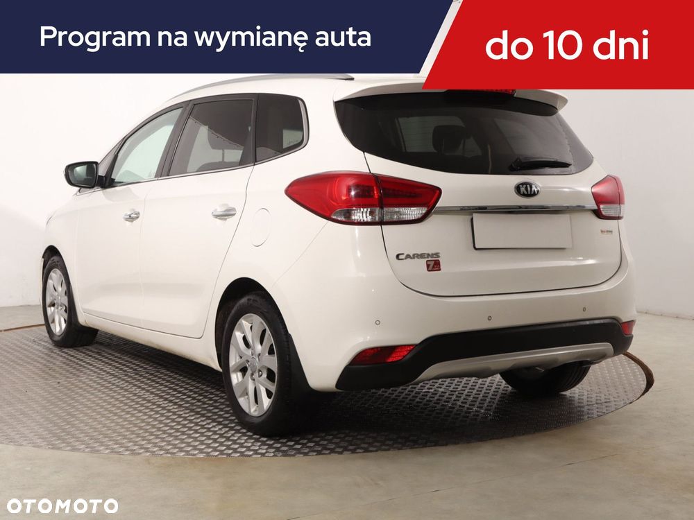 Kia Carens - 6
